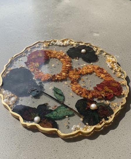 Resin Gajras/Flowers Preserved Frame With 