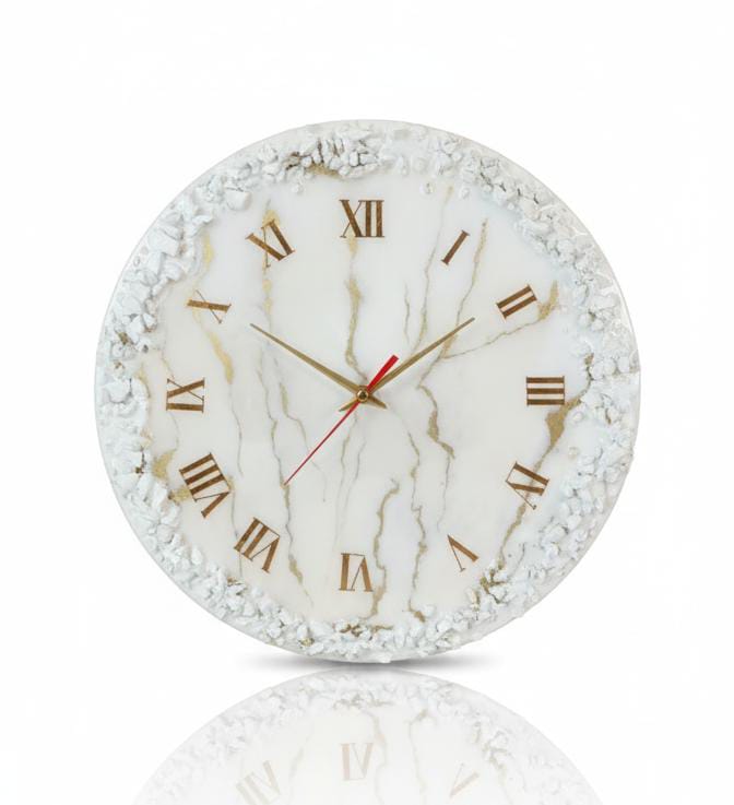Resin Elegant White Gold Tone Wall Clock/Home Decor