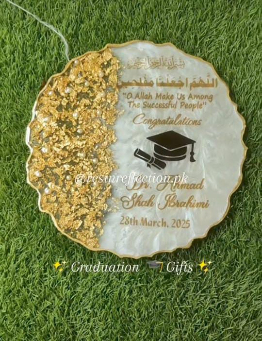 Flakes White Resin Graduation Photo Frame