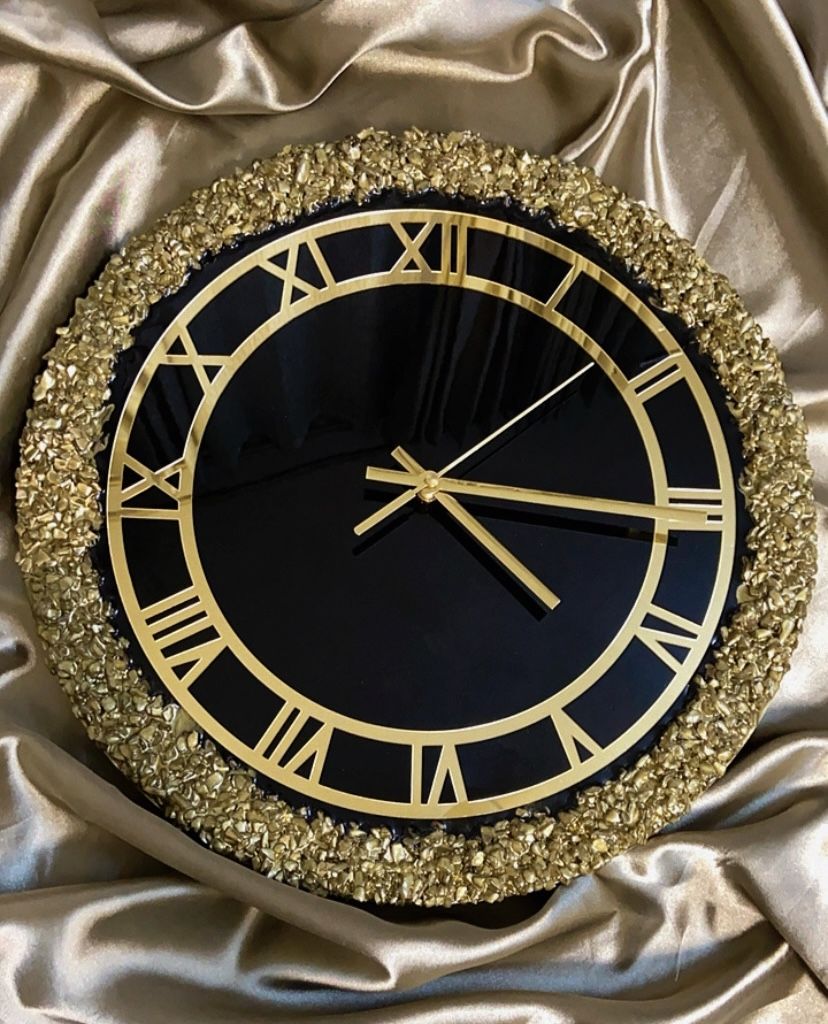 Resin Luxury Deep Tone Wall Clock/Home Decor