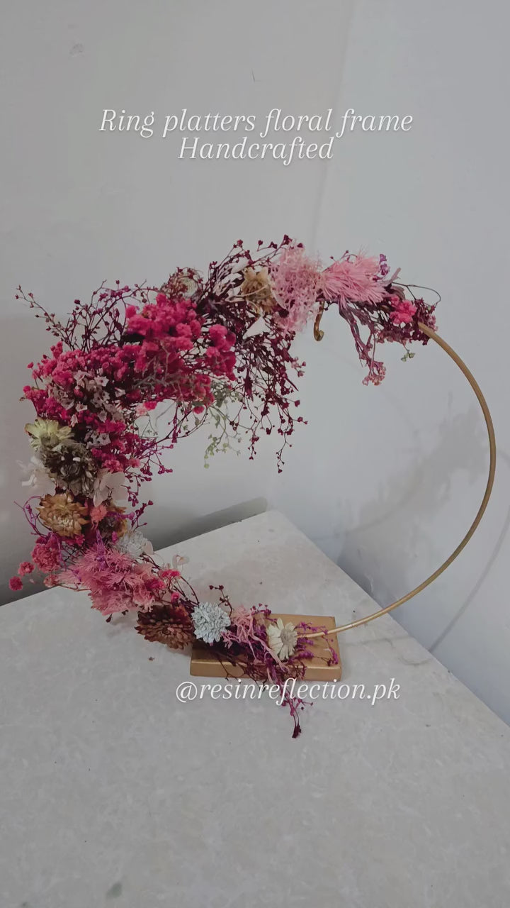 floral stand resin