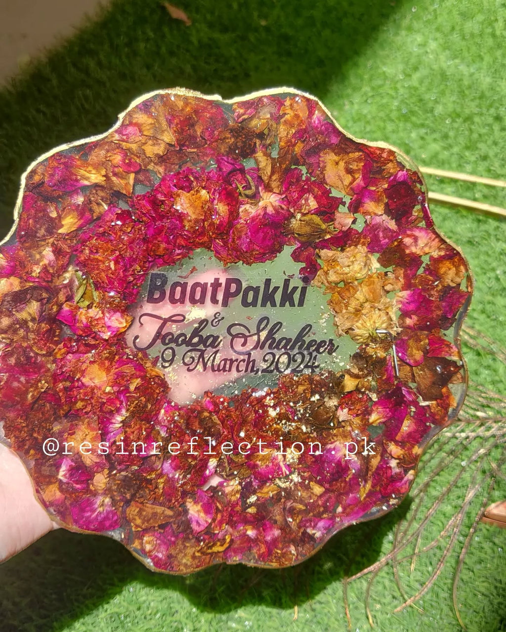 Resin Gajras/Flowers Preserved Frame