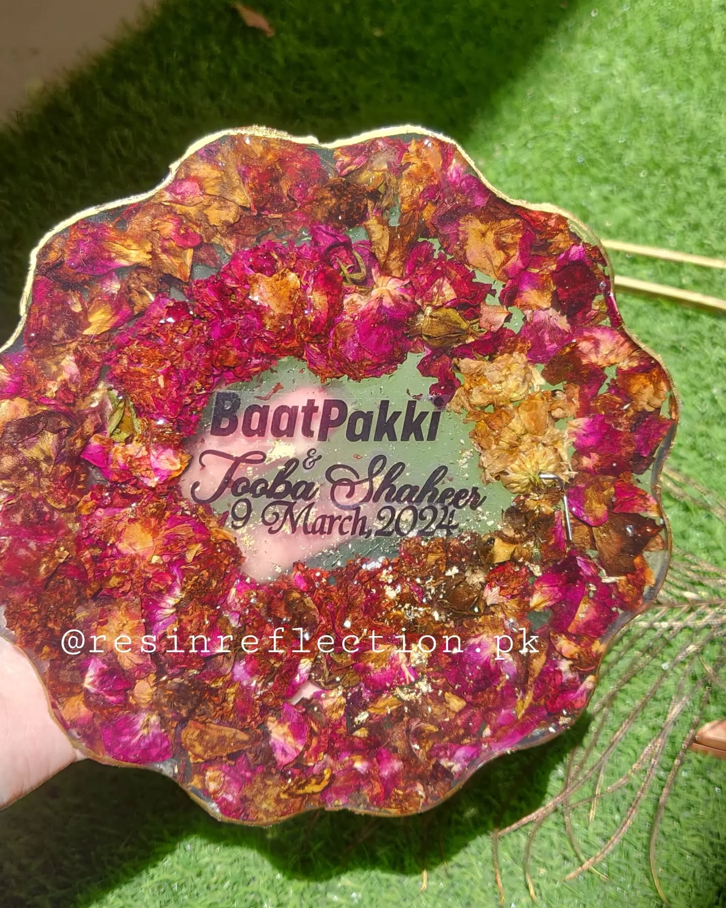 Resin Gajras/Flowers Preserved Frame