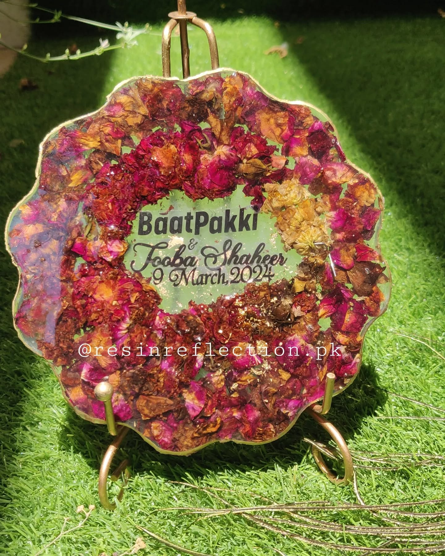 Resin Gajras/Flowers Preserved Frame