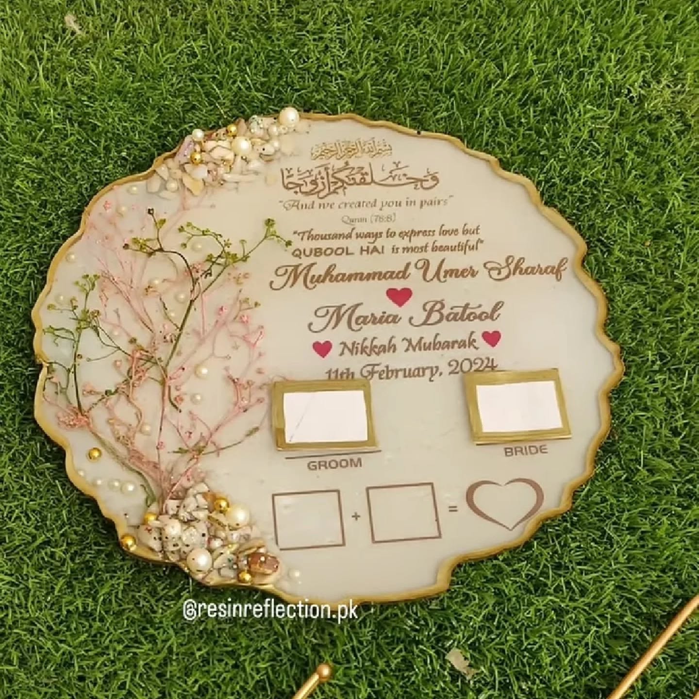 White Floral Resin Thumb+Signature Nikkah/Engagement Tray/Frame Elegant Look