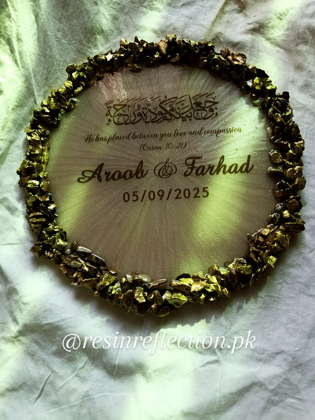 Gloden Black Tone Resin Anniversary/Birthday Frame